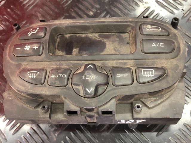 bontott PEUGEOT 307 Fűtéskapcsoló