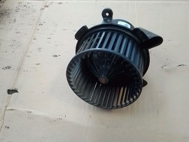 bontott PEUGEOT 307 Fűtőmotor (Klímás)