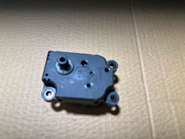 bontott PEUGEOT 307 Fűtőmotor (Klímás)