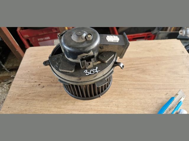 bontott PEUGEOT 307 Fűtőmotor (Klímás)