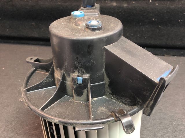 bontott PEUGEOT 307 Fűtőmotor (Klímás)