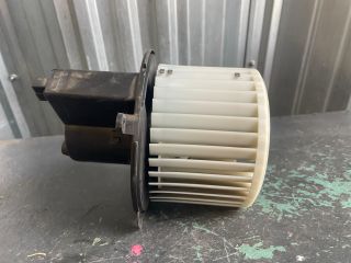 bontott PEUGEOT 307 Fűtőmotor (Nem klímás)