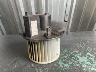 bontott PEUGEOT 307 Fűtőmotor (Nem klímás)