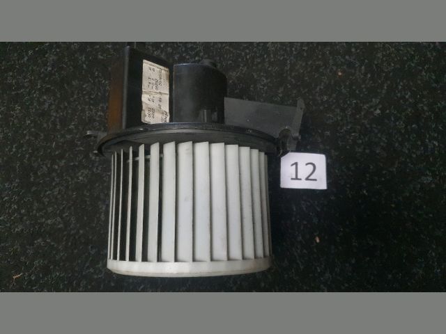 bontott PEUGEOT 307 Fűtőmotor (Nem klímás)