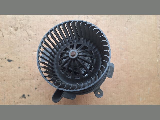 bontott PEUGEOT 307 Fűtőmotor (Nem klímás)