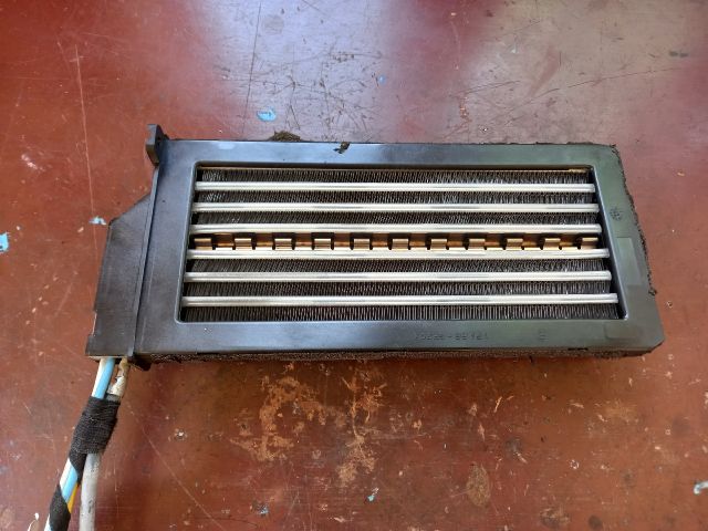 bontott PEUGEOT 307 Fűtőradiátor (Elektromos)