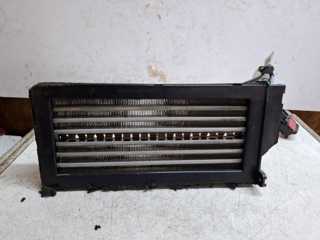 bontott PEUGEOT 307 Fűtőradiátor (Elektromos)