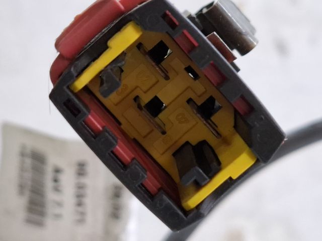 bontott PEUGEOT 307 Fűtőradiátor (Elektromos)