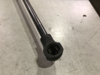 bontott PEUGEOT 307 Gázrugós Kitámasztó Teleszkóp Csomagtérajtó (Pozíciófüggetlen)