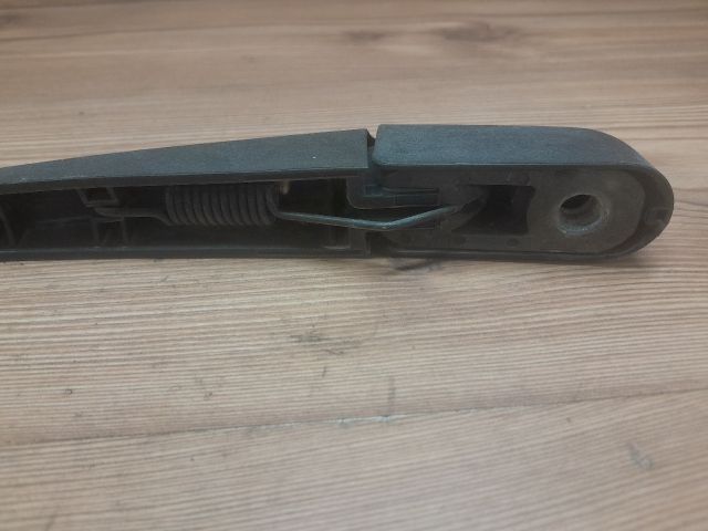 bontott PEUGEOT 307 Hátsó Ablaktörlő Kar