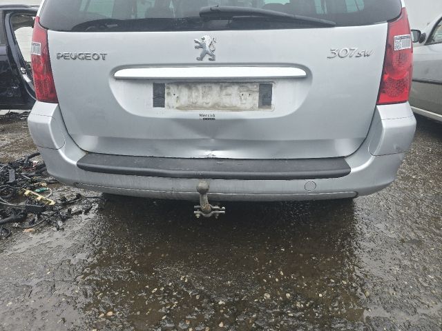 bontott PEUGEOT 307 Hátsó Lökhárító (Részeivel)