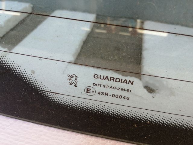 bontott PEUGEOT 307 Hátsó Szélvédő