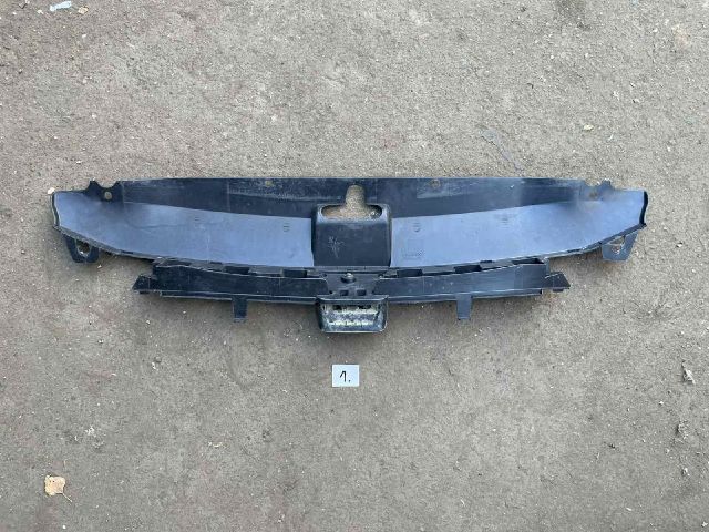 bontott PEUGEOT 307 Hűtőrács