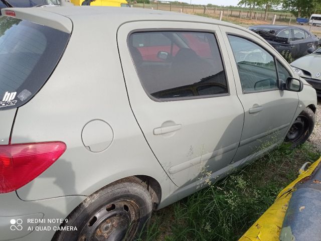 bontott PEUGEOT 307 Jobb A Oszlop