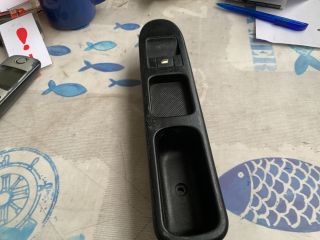 bontott PEUGEOT 307 Jobb első Ablakemelő Kapcsoló