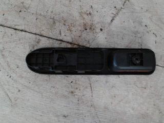 bontott PEUGEOT 307 Jobb első Ablakemelő Kapcsoló