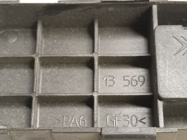 bontott PEUGEOT 307 Jobb első Ablakemelő Kapcsoló