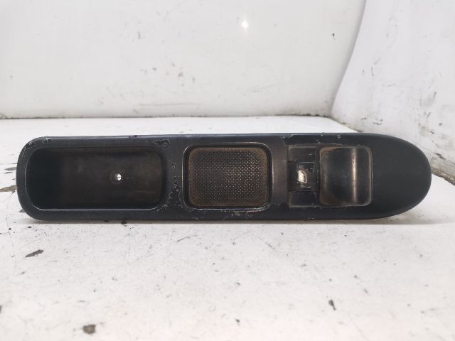 bontott PEUGEOT 307 Jobb első Ablakemelő Kapcsoló