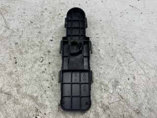 bontott PEUGEOT 307 Jobb első Ablakemelő Kapcsoló