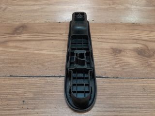 bontott PEUGEOT 307 Jobb első Ablakemelő Kapcsoló