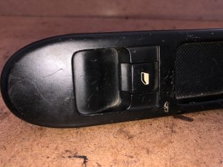 bontott PEUGEOT 307 Jobb első Ablakemelő Kapcsoló