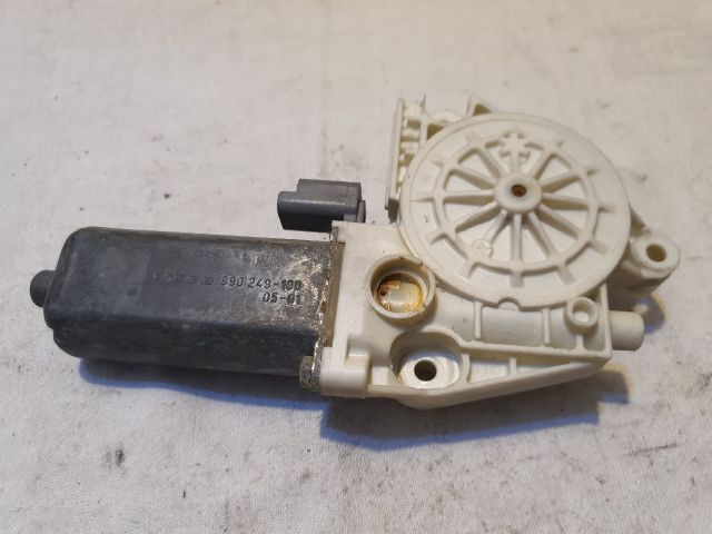 bontott PEUGEOT 307 Jobb első Ablakemelő Motor