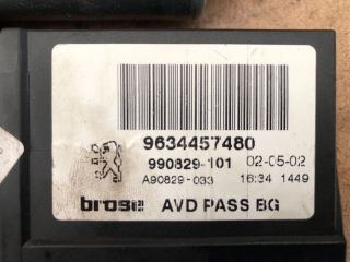 bontott PEUGEOT 307 Jobb első Ablakemelő Motor