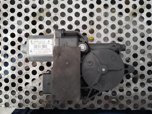 bontott PEUGEOT 307 Jobb első Ablakemelő Motor