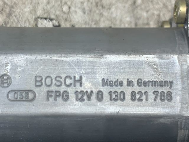 bontott PEUGEOT 307 Jobb első Ablakemelő Motor