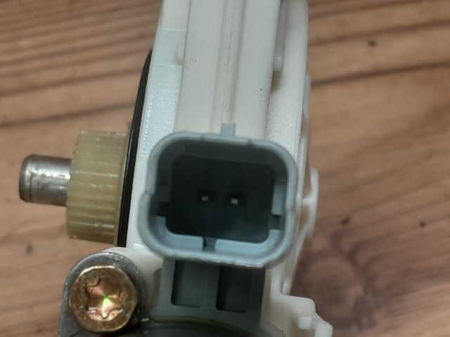 bontott PEUGEOT 307 Jobb első Ablakemelő Motor