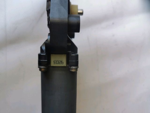 bontott PEUGEOT 307 Jobb első Ablakemelő Motor