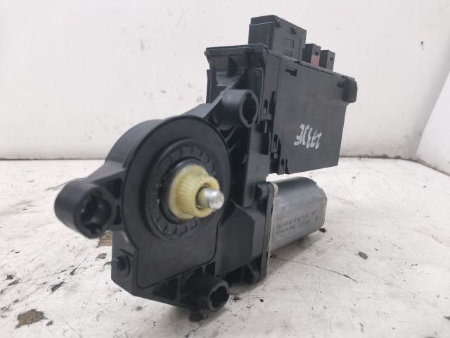 bontott PEUGEOT 307 Jobb első Ablakemelő Motor