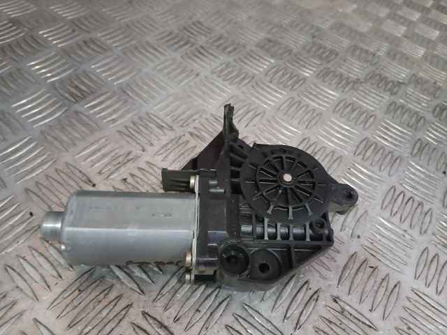 bontott PEUGEOT 307 Jobb első Ablakemelő Motor