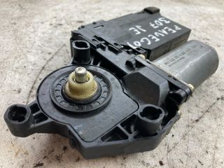 bontott PEUGEOT 307 Jobb első Ablakemelő Motor