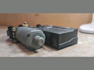 bontott PEUGEOT 307 Jobb első Ablakemelő Motor