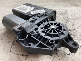 bontott PEUGEOT 307 Jobb első Ablakemelő Motor