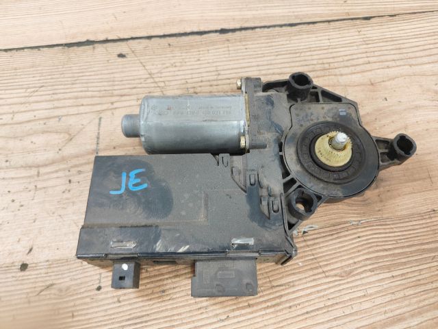 bontott PEUGEOT 307 Jobb első Ablakemelő Motor