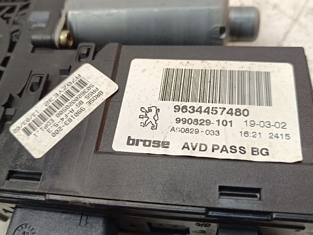 bontott PEUGEOT 307 Jobb első Ablakemelő Motor