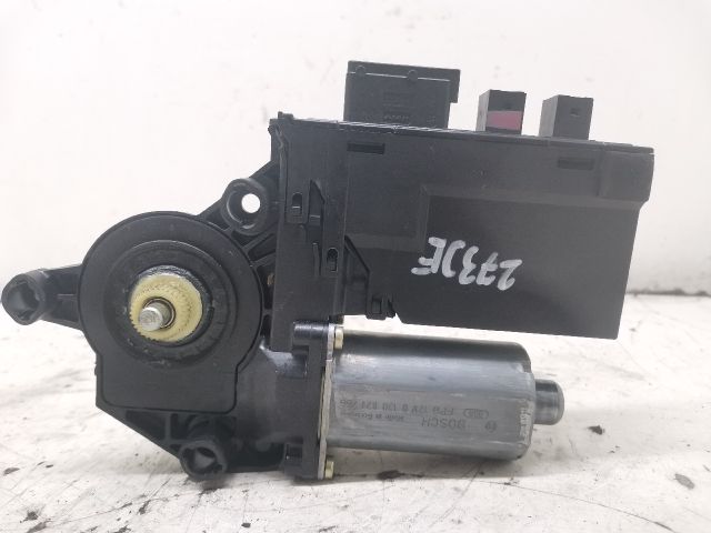 bontott PEUGEOT 307 Jobb első Ablakemelő Motor