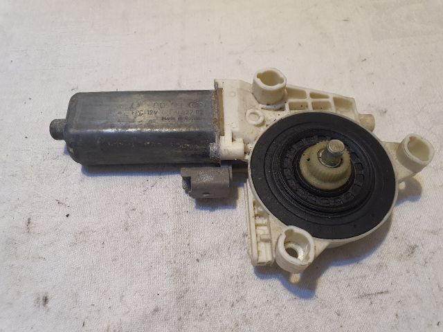 bontott PEUGEOT 307 Jobb első Ablakemelő Motor