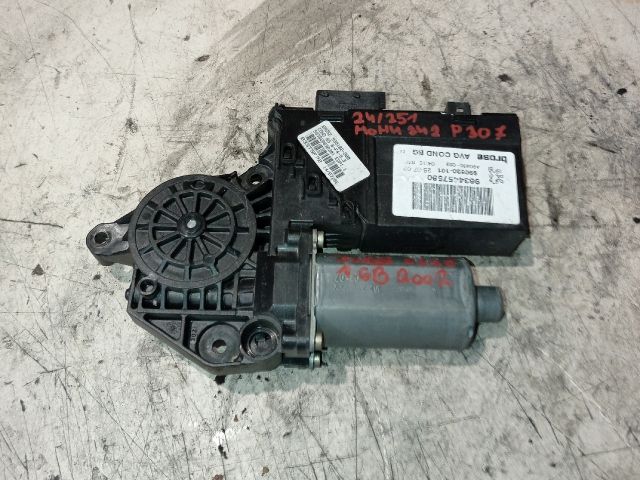 bontott PEUGEOT 307 Jobb első Ablakemelő Motor