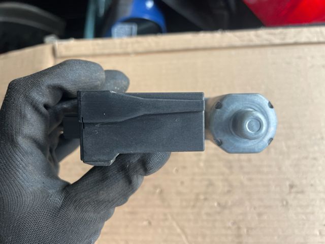 bontott PEUGEOT 307 Jobb első Ablakemelő Motor