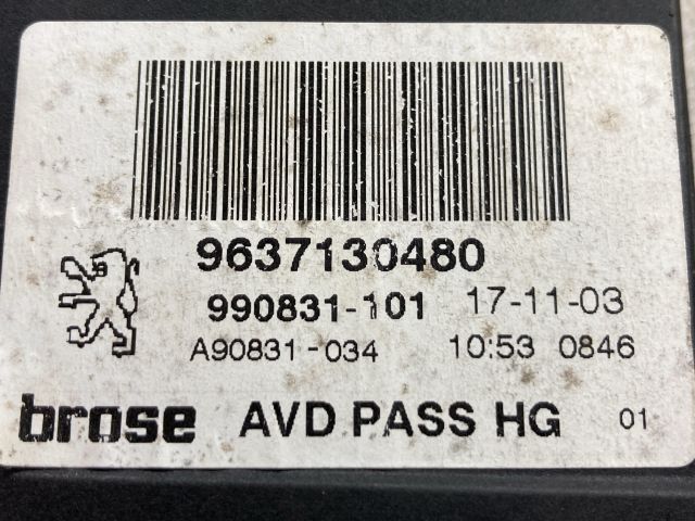 bontott PEUGEOT 307 Jobb első Ablakemelő Motor