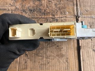 bontott PEUGEOT 307 Jobb első Ablakemelő Motor