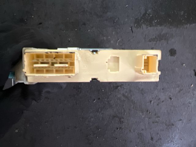 bontott PEUGEOT 307 Jobb első Ablakemelő Motor