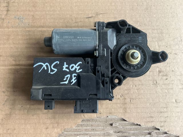 bontott PEUGEOT 307 Jobb első Ablakemelő Motor