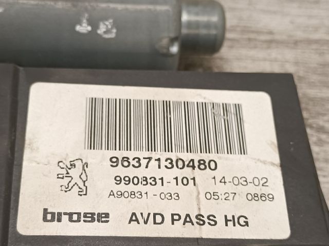 bontott PEUGEOT 307 Jobb első Ablakemelő Szerkezet (Elektromos)