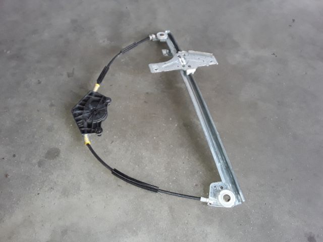 bontott PEUGEOT 307 Jobb első Ablakemelő Szerkezet (Elektromos)