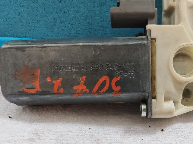 bontott PEUGEOT 307 Jobb első Ablakemelő Szerkezet (Elektromos)