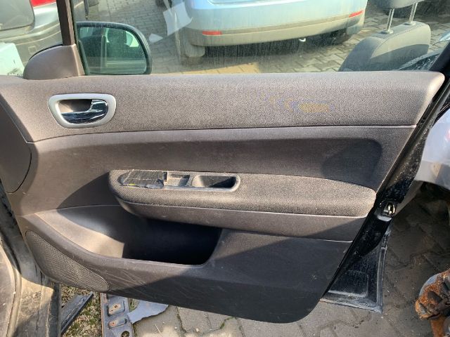 bontott PEUGEOT 307 Jobb első Ajtó Kárpit